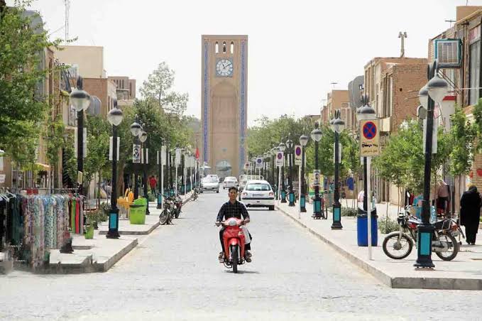 محدودیت تردد خودرو‌ها و موتورسیکلت‌ها در بافت جهانی یزد