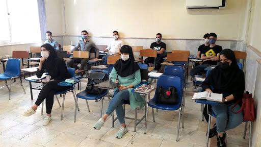 کلاس های دانشگاه آزاد از ۱۴ فروردین حضوری می شود