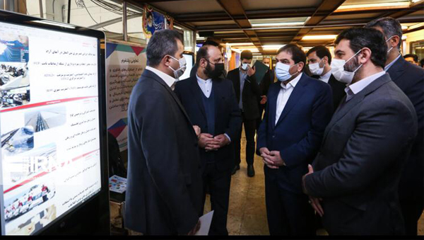 بازدید معاون اول رییس جمهور از غرفه پیشگامان