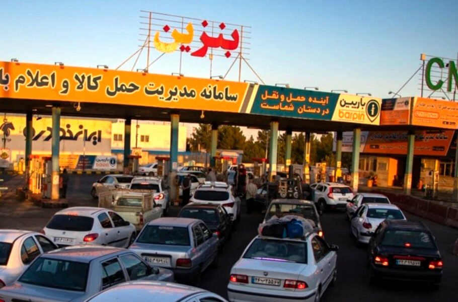 سهمیه بنزین آزاد کاهش پیدا کرد